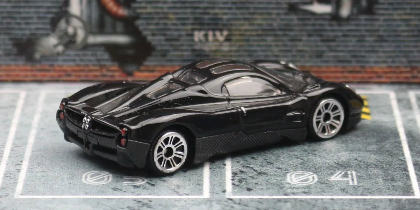 Pagani Utopia 1:64 Scale Model Car Metal Diecast Toy Vehicle Gift Collection