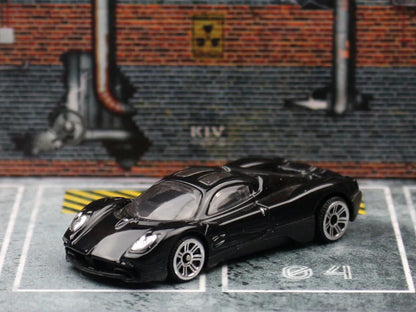 Pagani Utopia 1:64 Scale Model Car Metal Diecast Toy Vehicle Gift Collection