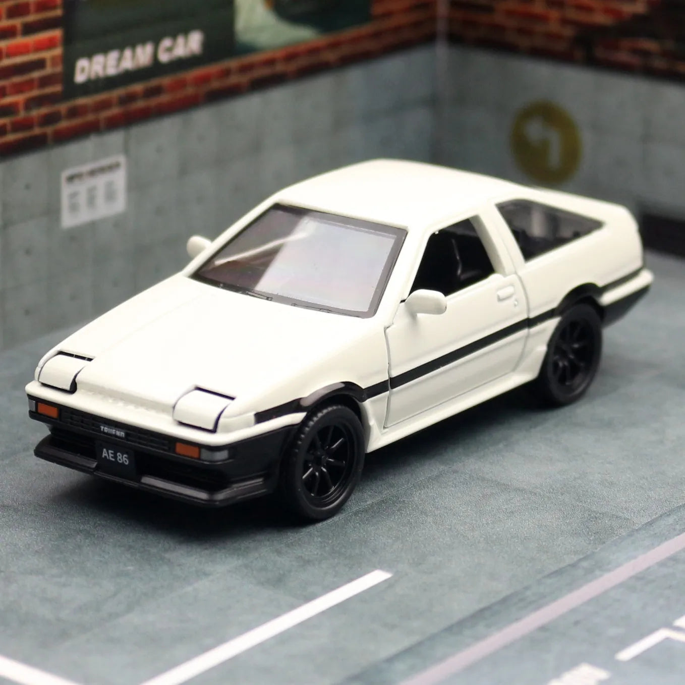 TOYOTA Trueno AE86 1:37 Scale Model Car Metal Diecast Toy Vehicle Collection